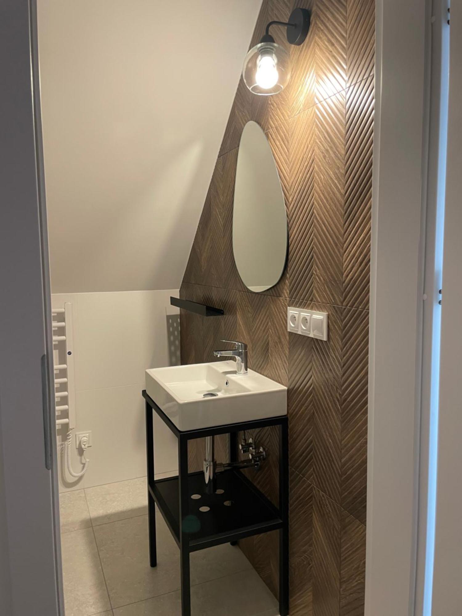 Reset Inn Zawóz Dış mekan fotoğraf
